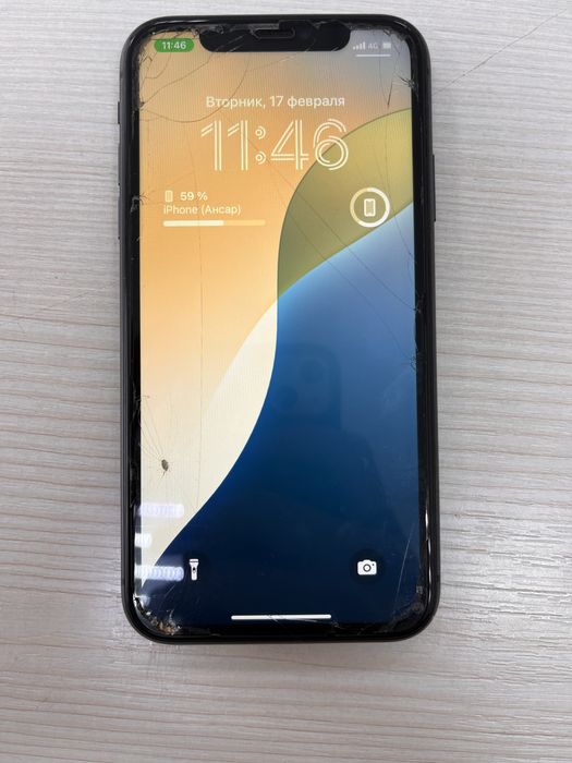 продаю iPhone 11 в хорошем состояний