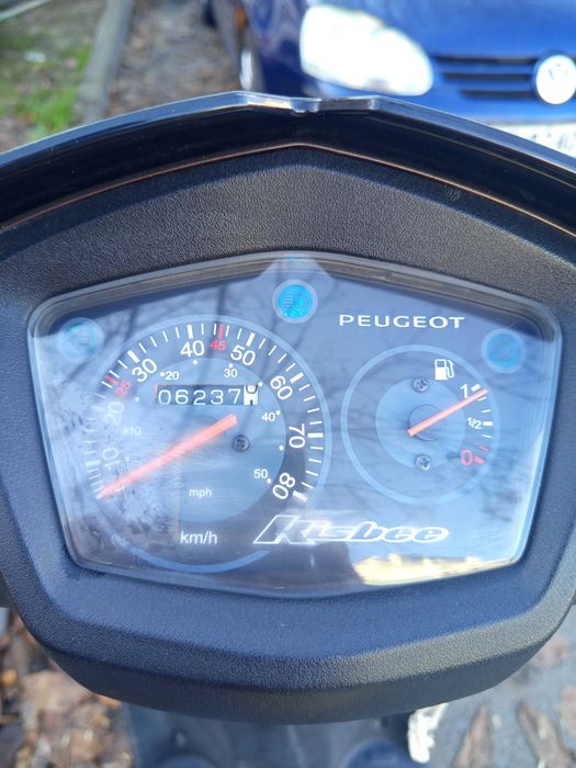 Продавам 2 бр Скутера Сунсто Пежо