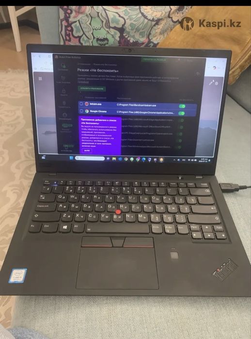 Lenovo ThinkPad X1 Carbon (6-е поколение)