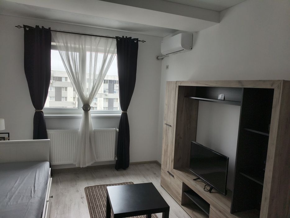 Prima inchiriere. Garsoniera