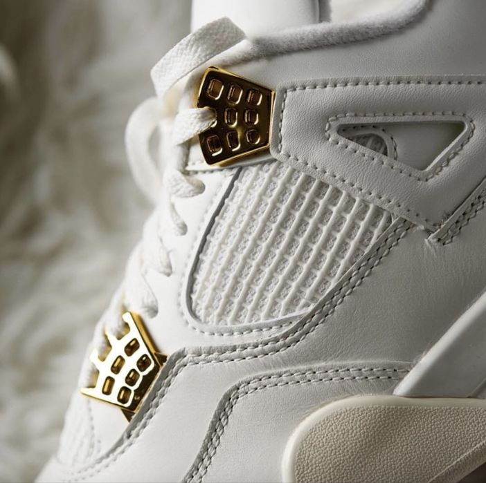 Air Jordan 4 Retro Metallic Gold White Pure Monney Oreo