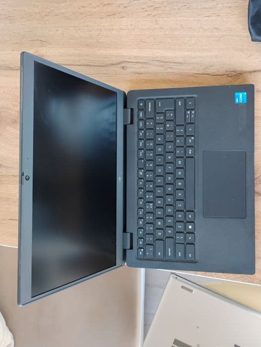 лаптоп Dell Latitude 3420 - i5-1135G7, 8/16GB RAM, 256GB NVMe SSD, 54.000 mWh батерия