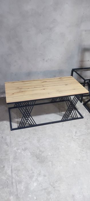 Журнальный столик в стиле лофт