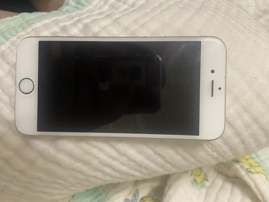 Айфон 6s срочно продаю