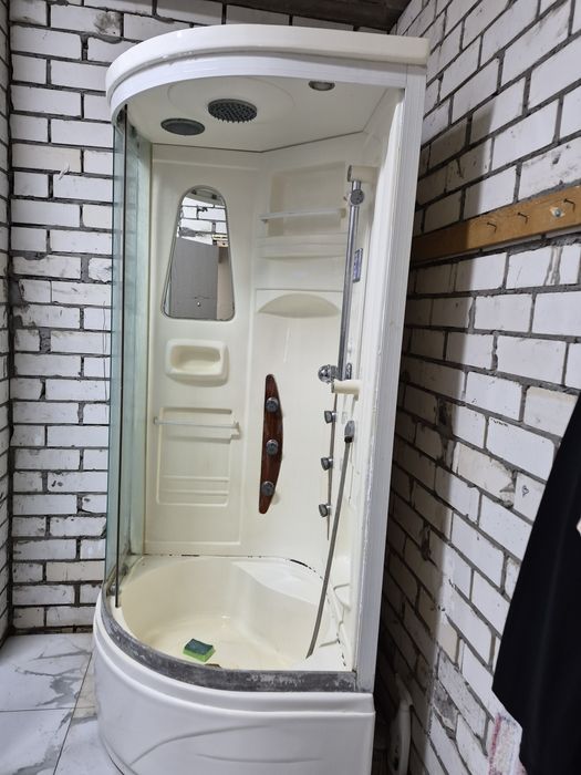 Продам душевую кабину