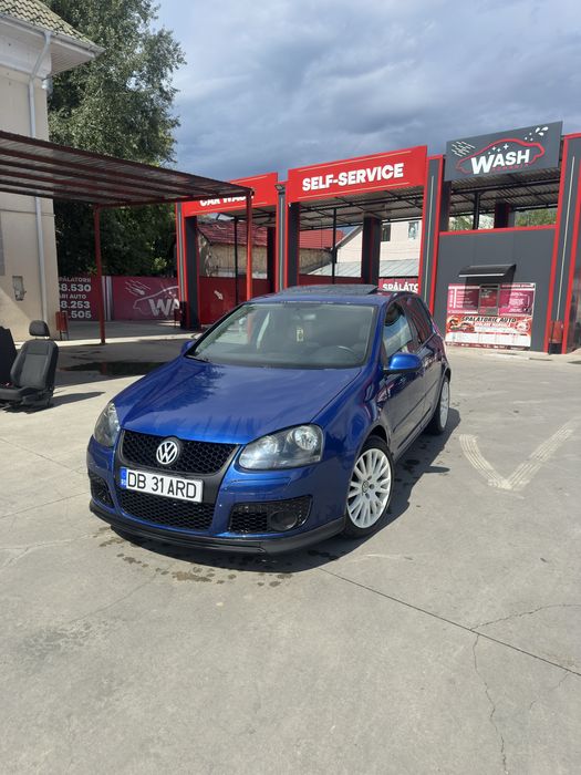 Volkswagen golf 5
