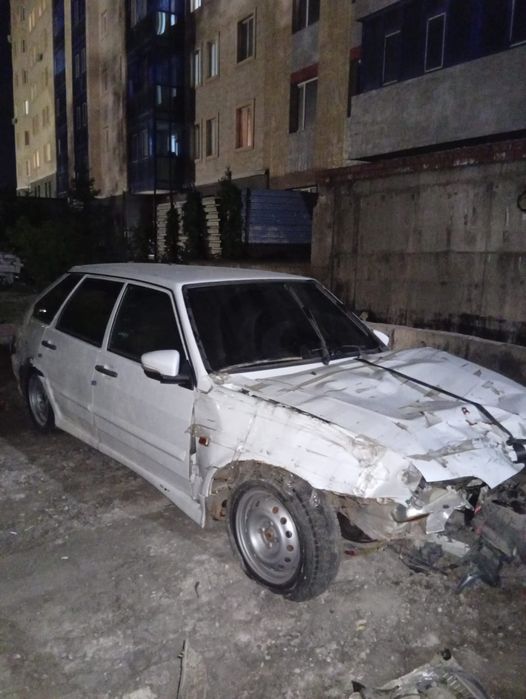 Лада 2114 на запчасть