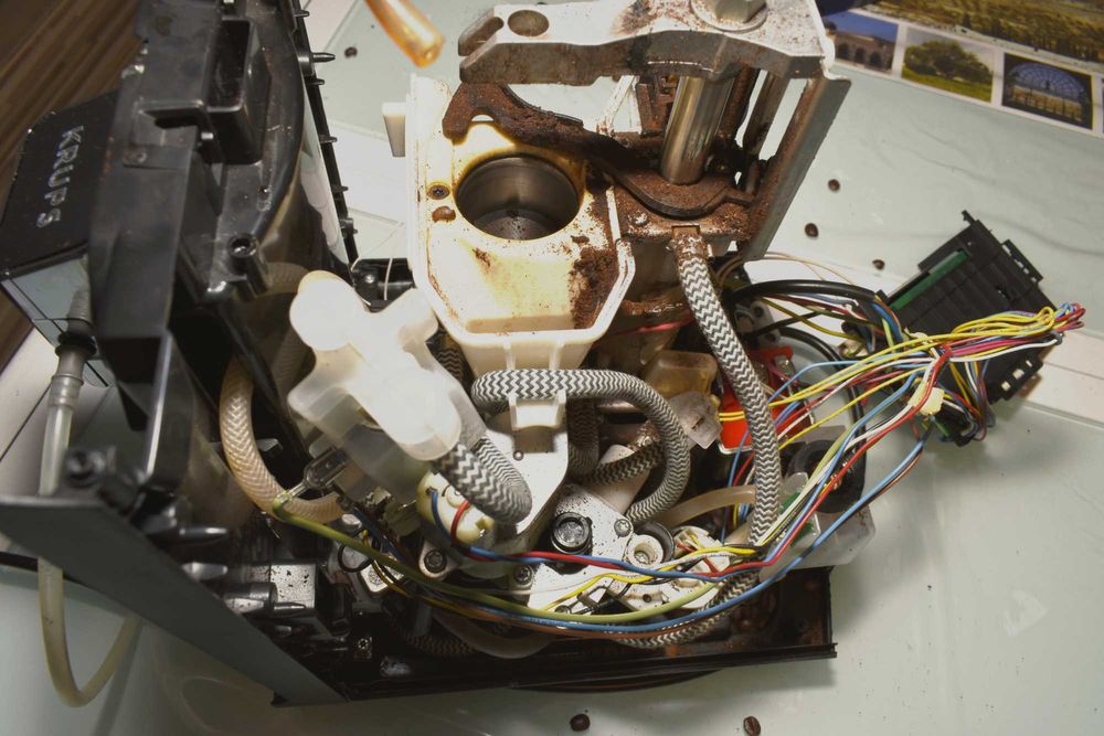 Reparatii, service espressoare de cafea Philips,DeLonghi, Jura+ etc