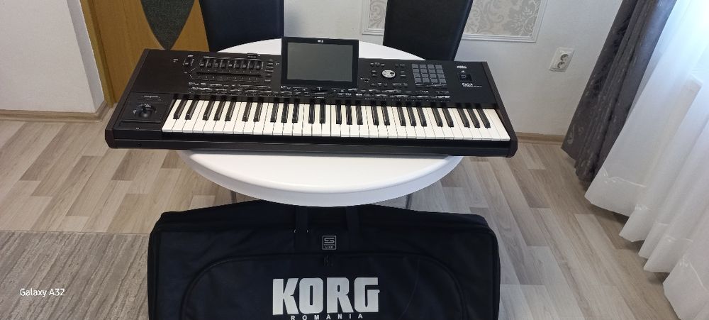 Vând korg pa 5x internațional de 61.adusa azi din Germania ofer husa și set 2026. Nu schimb cu nimic