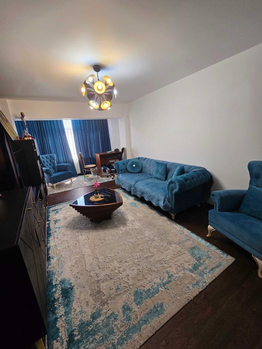 Vand apartament 3 Camere
