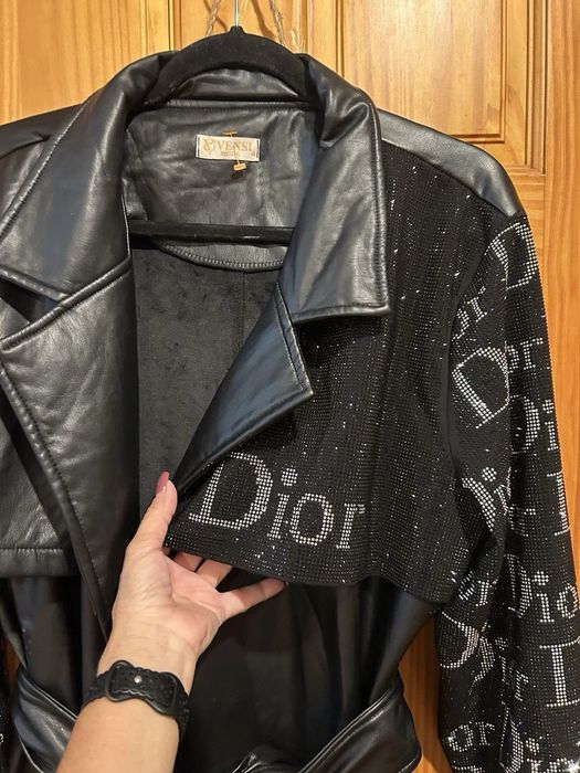 Продам тренч-плащ новый