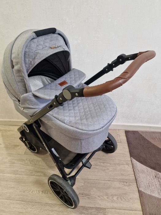 Продам коляску Томix 2 в 1
