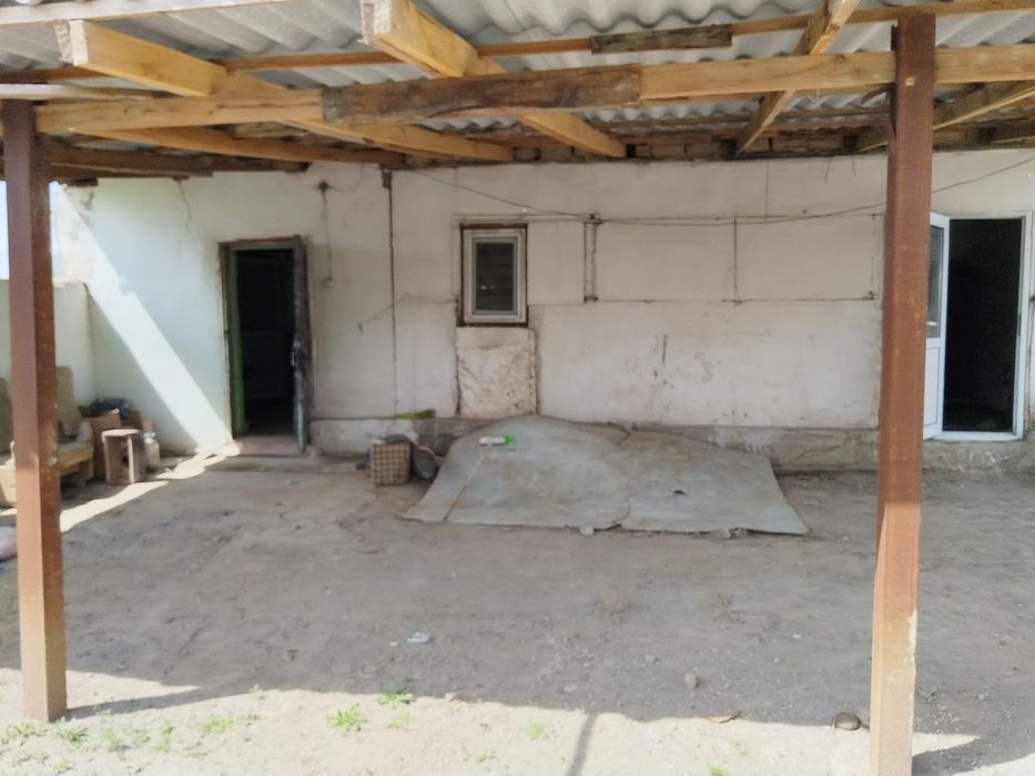 Продаётся дом с участком