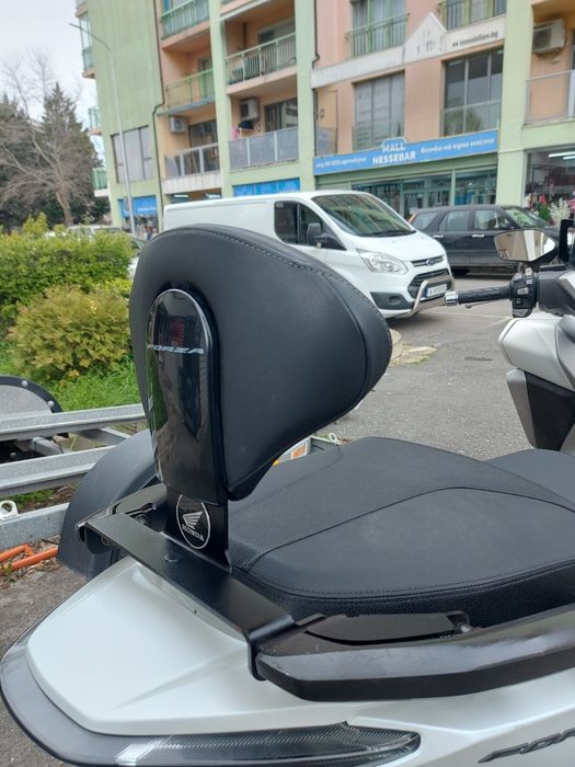 Облегалка за Honda Forza