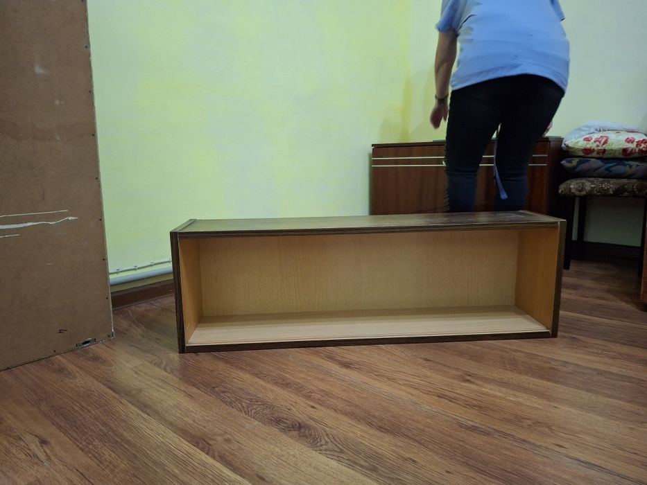 Продаю книжные полки