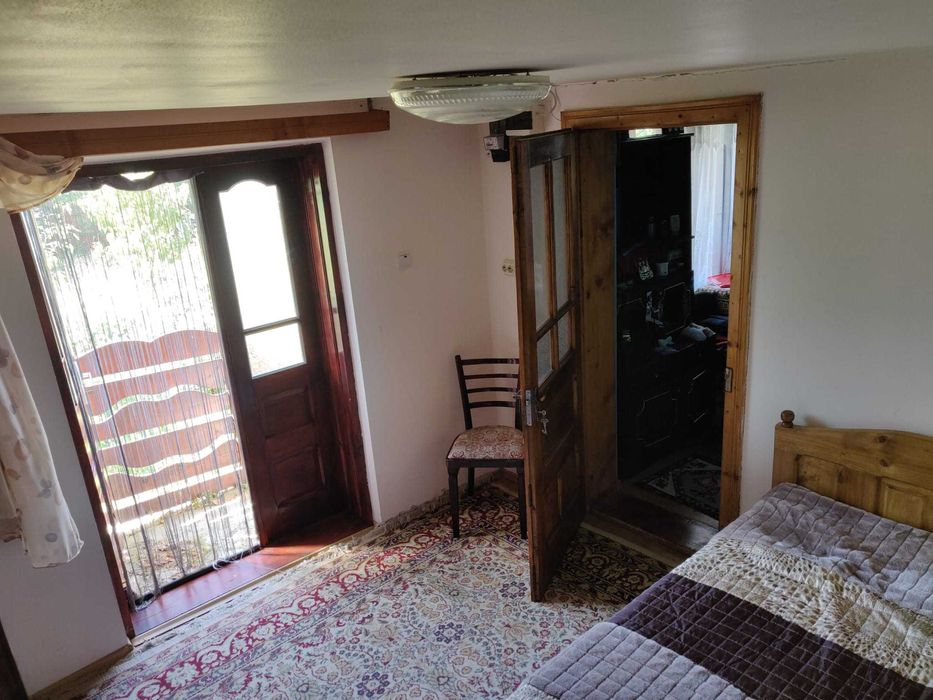 Vânzare casă la țară în Costișa de Sus, comuna Tănăsoaia, jud. Vrancea