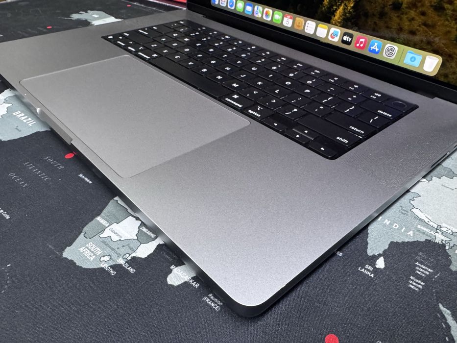 MacBook Pro 16 M1 Pro/16GB/SSD512GB/410(87%)