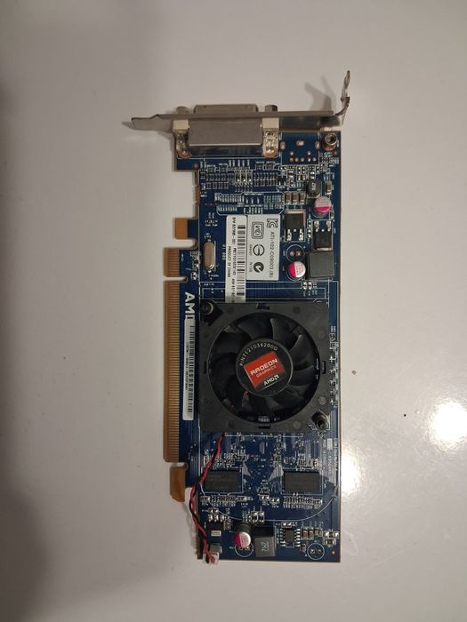 Комплект дънна платка GA-M52L-S3, 2GB DDR2, AMD Radeon HD 6350, процесор athlon 64 x2, TP link enternet  адаптер, i/o shield, cpu cooler