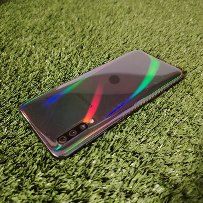 Samsung A50 sotiladi
