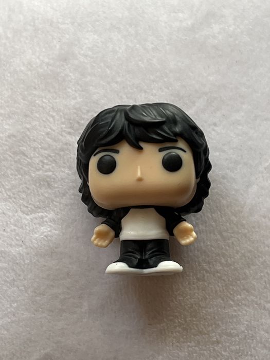 Kinder Joy фигурки (stranger things, one piece) и други колекционерски фигурки