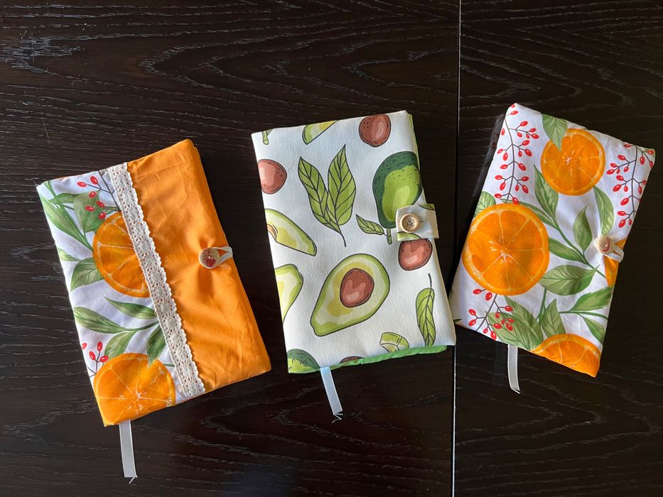 Подвързии за книга (дрешка за книга)