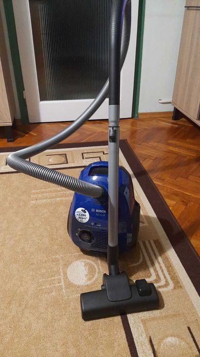 Прахосмукачка Bosch BGL2UB110