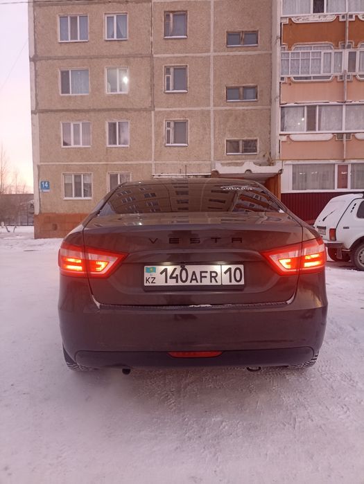 Веста 2021г седан
