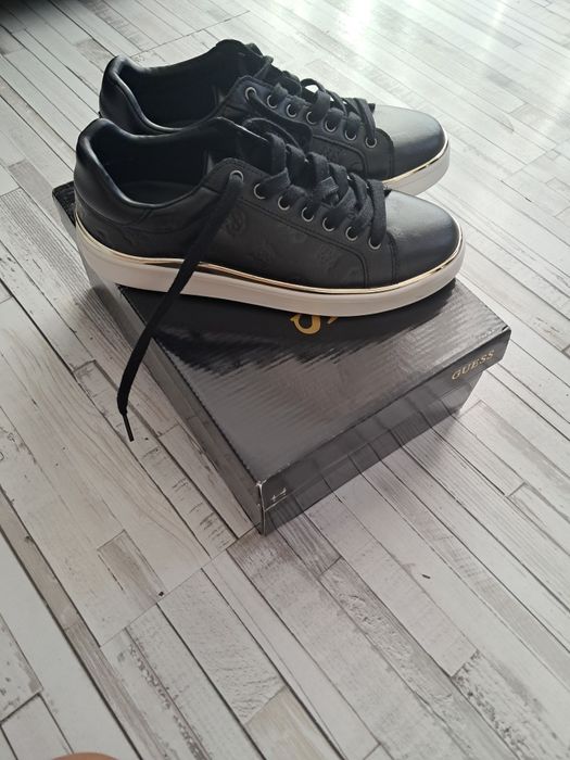 Sneakers Guees damă!Mărimea 38!