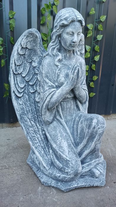 Înger din beton | Statuie înger