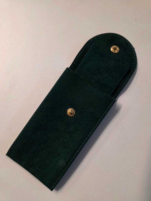 Rolex - два различни травъл кейса