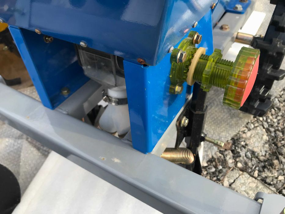 Сеялака за картоф - мини-трактори и мотофрези