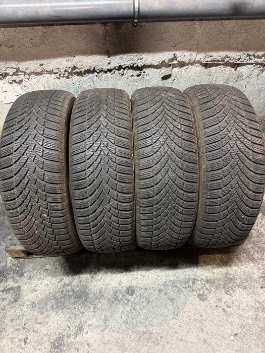 215/60/17 4 броя зимни гуми Bridgestone DOT 23