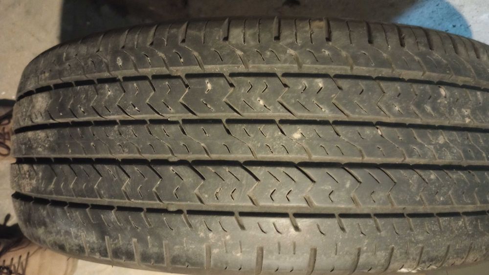 Летни гуми Viatti 215/60 R17 - комплект 4 бр., 10 000 км, 5.5 - 6 мм грайфер, ДОТ 2020