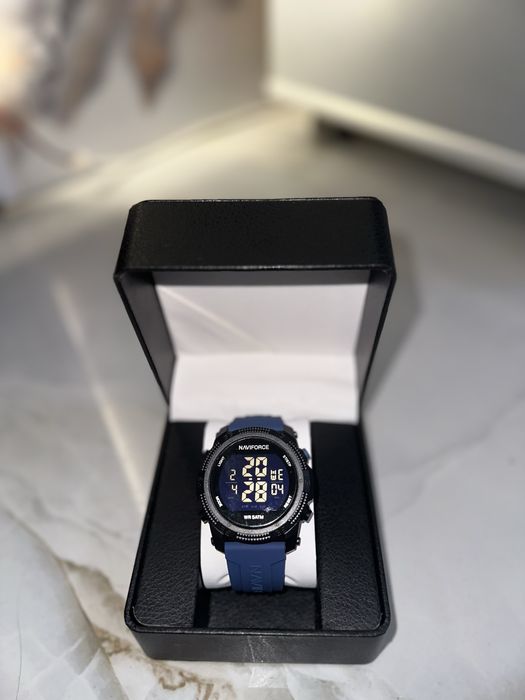 Мъжки Дигитални Часовници - NAVIFORCE - С Подаръчна Кутия