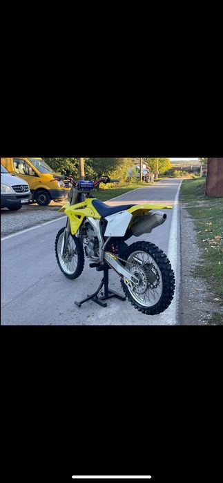 Suzuki RMZ 450 …..
