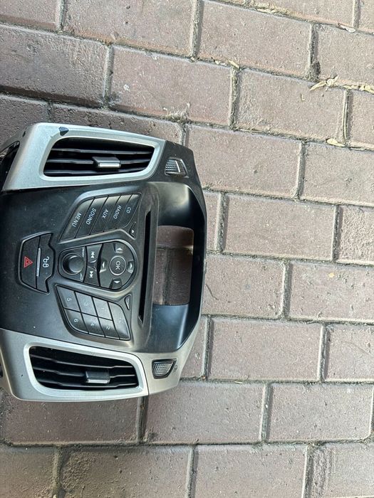 Салон щиток фокус 3