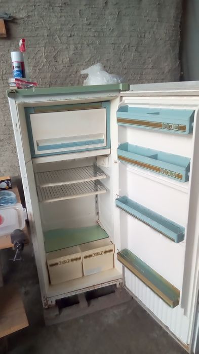 Холодилник  пешку район