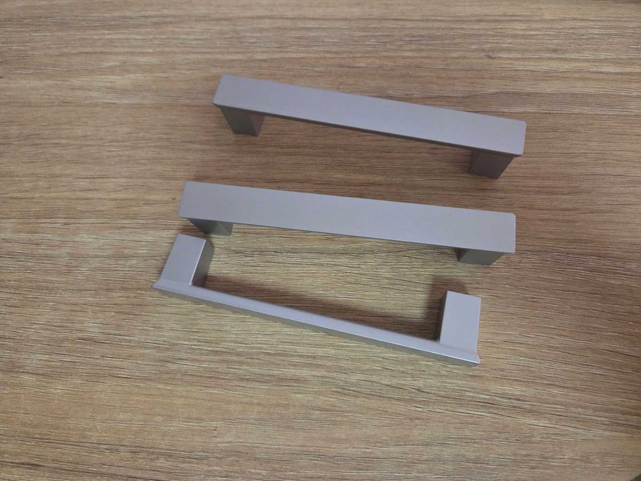 Модерно, обло, подвижно, ученическо бюро - бяло и дъб сонома