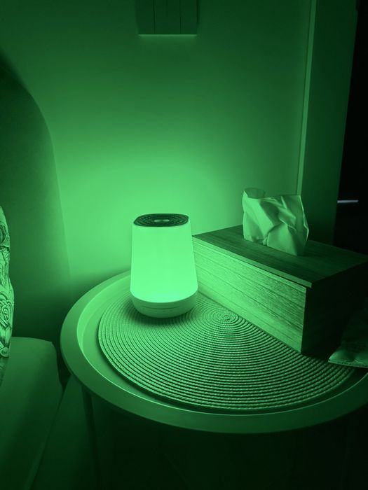 Boxa sunete albe si lumina calda (+RGB) pentru somn