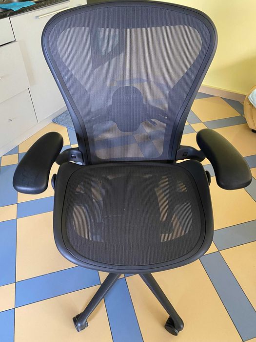 Herman Miller Aeron Remastered-2017г-Eргономичен офис-работен стол,размер B