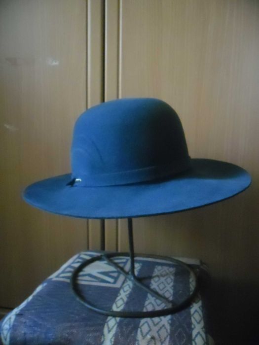 продам шляпы женские фетровые