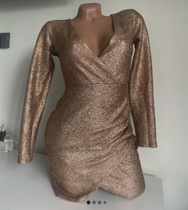 Vand rochie mini  elegantă xs