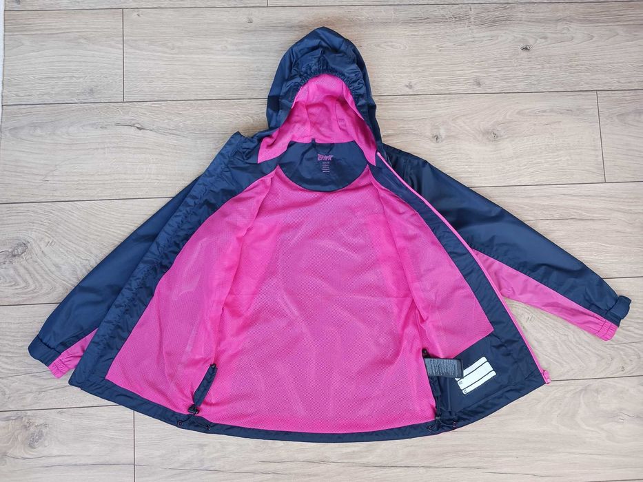 Яке за дъжд, ветровка, размер 134/140см