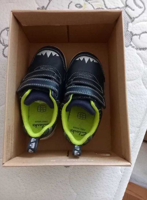 Clarks 22 номер, 15 лв