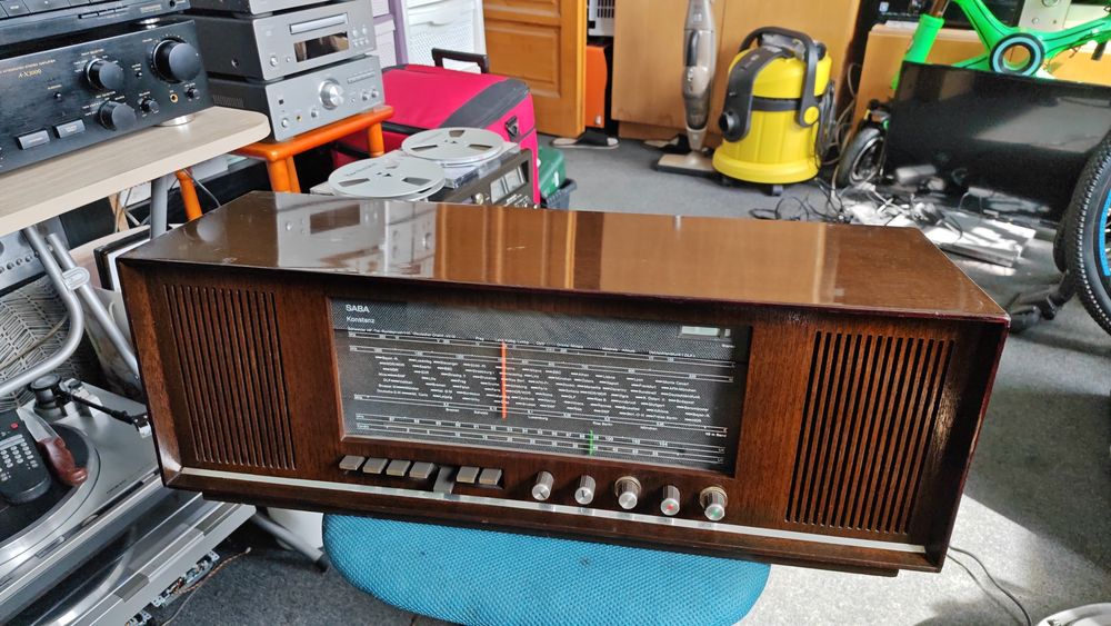 Vând radio Grundig pe lămpi 3088