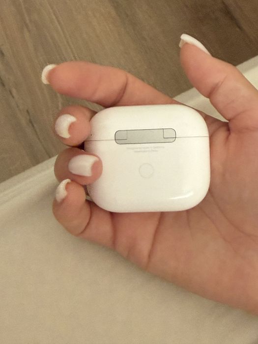 Продаются Airpods 2 оригинальные