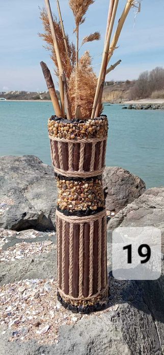 Ръчно изработени вази с натурални морски материали