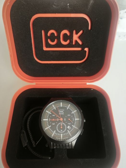 Часовник GLOCK !
