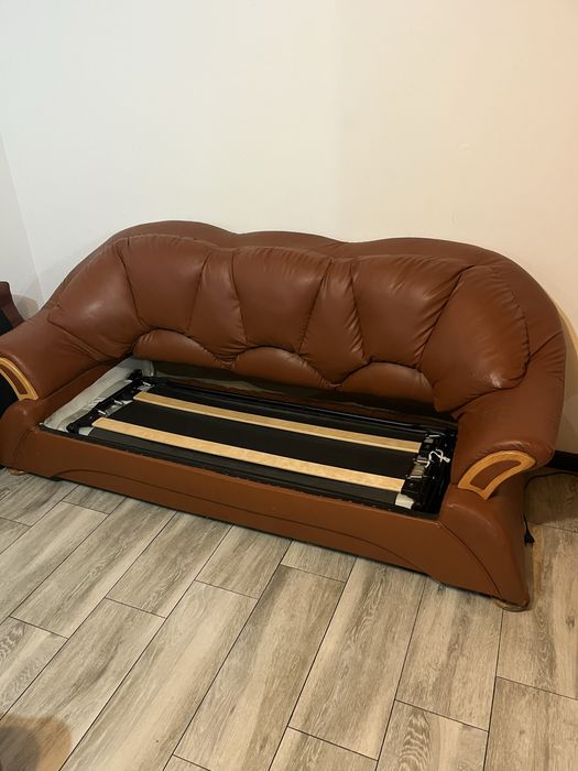 Canapea extensibilla din imitatie de piele