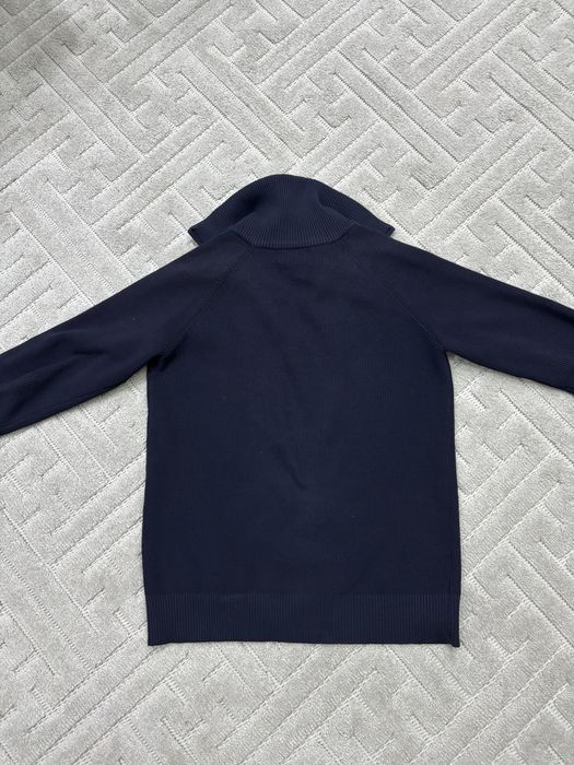 Темно синий полузамок